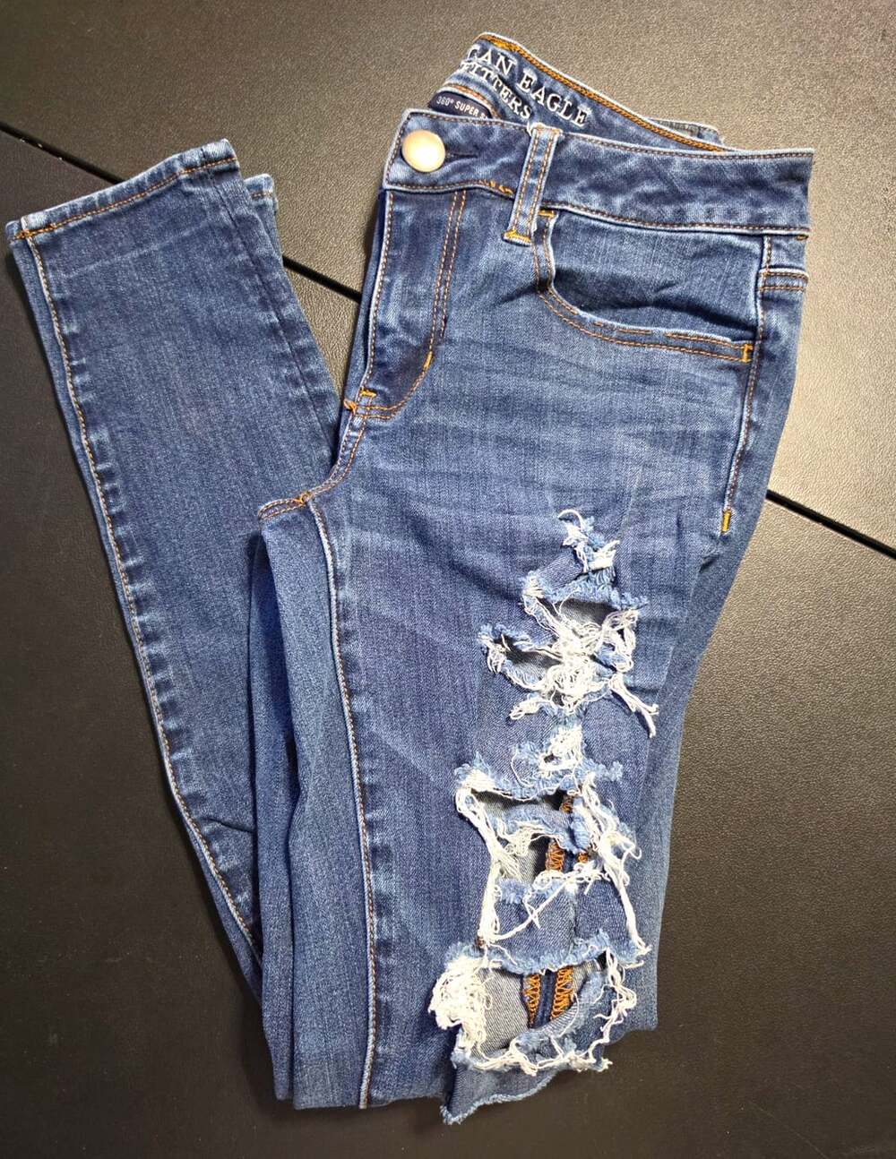 American Eagle Outfitters 360° Super Stretch Jegging Size 4 Medium Wash Blue